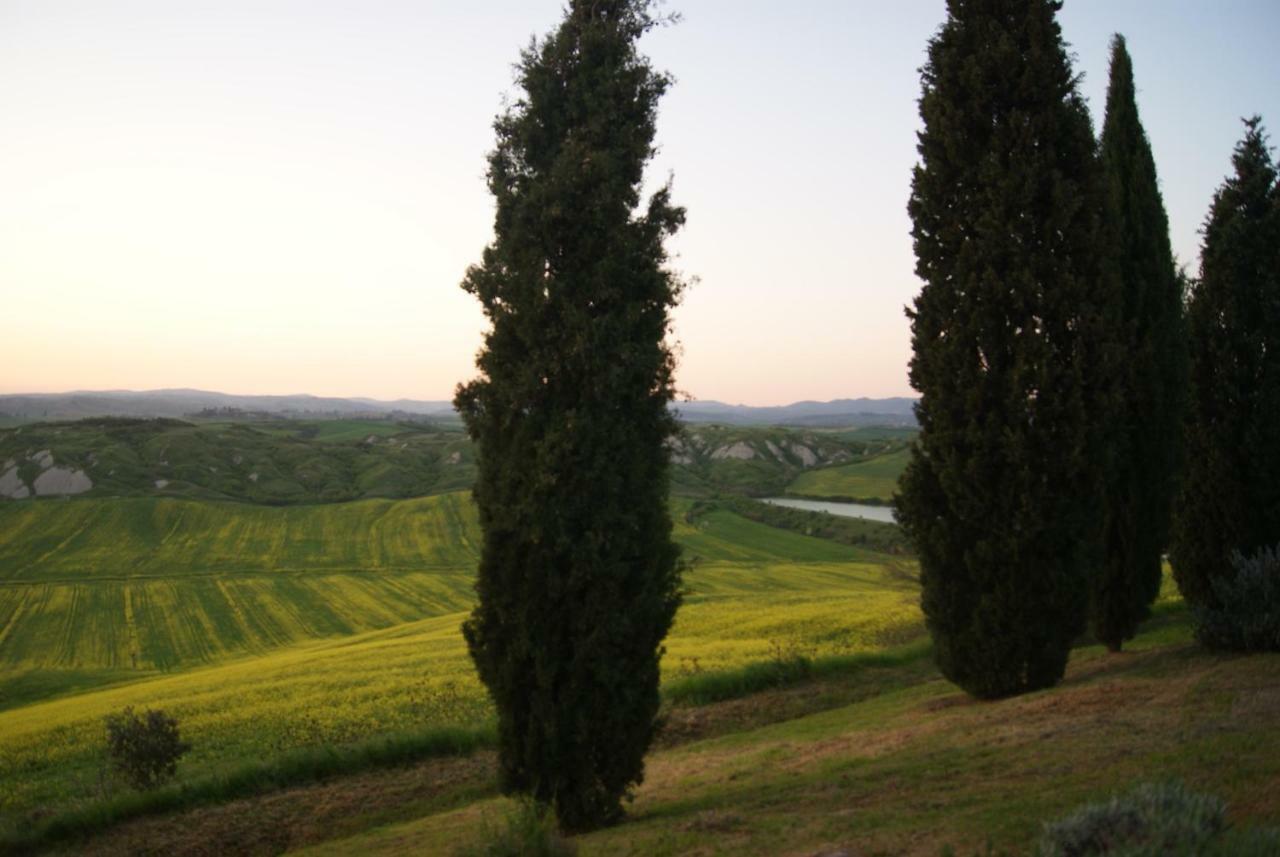 Tuscany Balcony: Crete Senesi Casetta Zewnętrze zdjęcie
