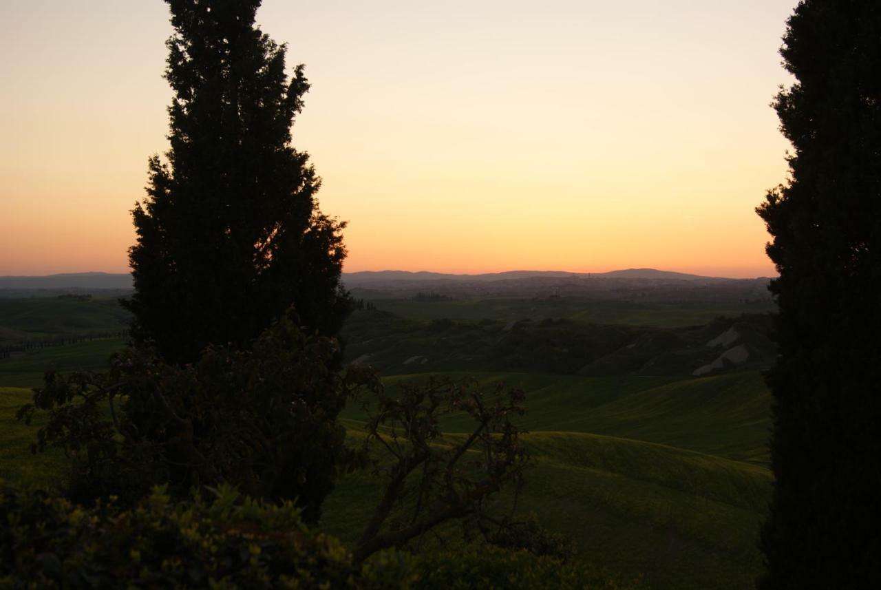 Tuscany Balcony: Crete Senesi Casetta Zewnętrze zdjęcie